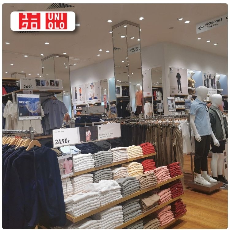 Logo promocion uniqlo